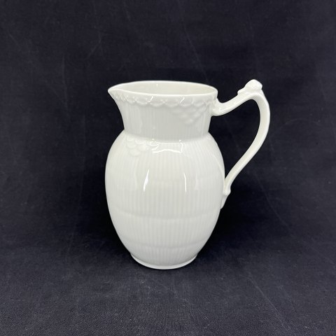 White Half Lace jug, 16 cm.