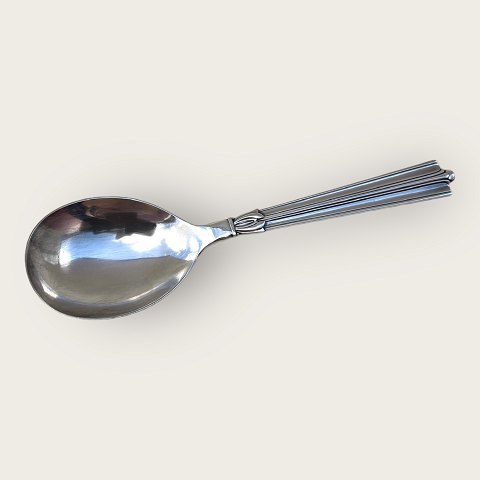G.B.S. „Prima“
silver plated
Serving spoon
*100 DKK
