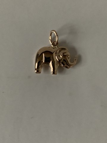 Charm i 8 karat guld som elefant. Ideel til armbånd eller halskæde.