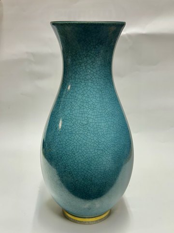 Royal Copenhagen: Vase i porcelæn med blå krakkelé dekoration