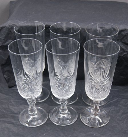 Set of 6 crystal champagne glasses 19cm