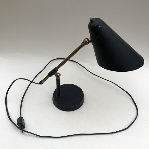 Bürolampe
schwarzes Metall/Messing
850 DKK