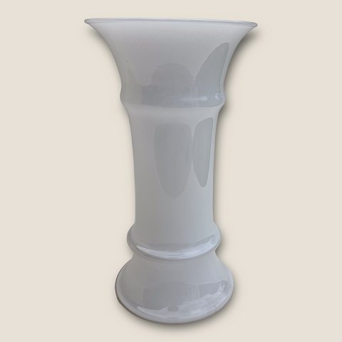 Holmegaard
MB vase
Opal hvid
*350kr