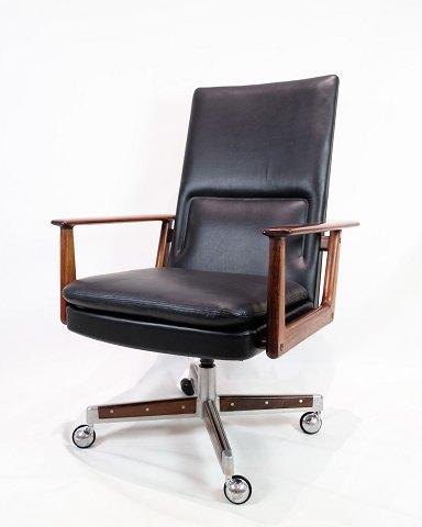 Office chair - Model 419 - Rosewood - Black leather - Arne Vodder - Sibast 
Møbelfabrik - 1960s
Great condition
