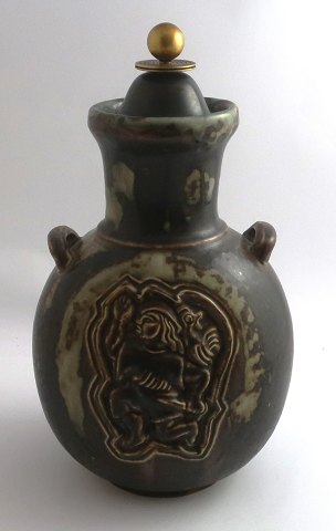 Royal Copenhagen. Stentøj. Vase. Model 2938 med bronze låg. Bode Willumsen. 
Højde 25 cm. (1 sortering)