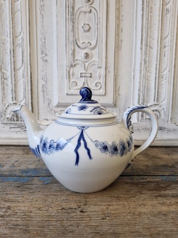 B&G Empire teapot no. 92