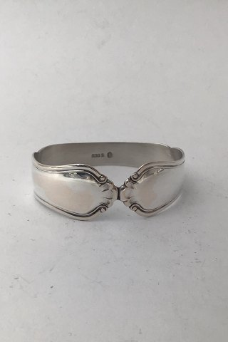 item no: 611025
