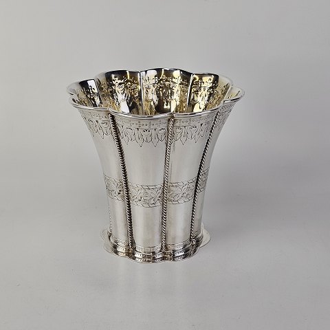 item no: 614144