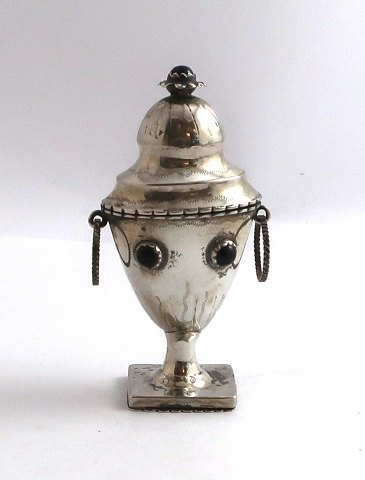 item no: 615731
