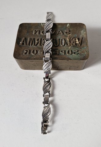 item no: 621082