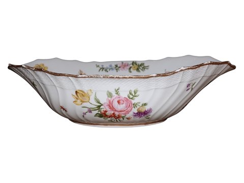 Sachian Flower
Rare and large jardiniere from around 1860-1893