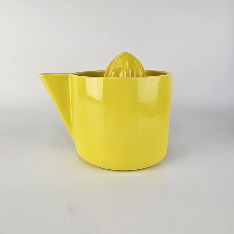 Text available in Danish language