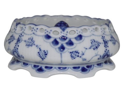 Blue Fluted Full Lace
Divided tray 11.5 cm.