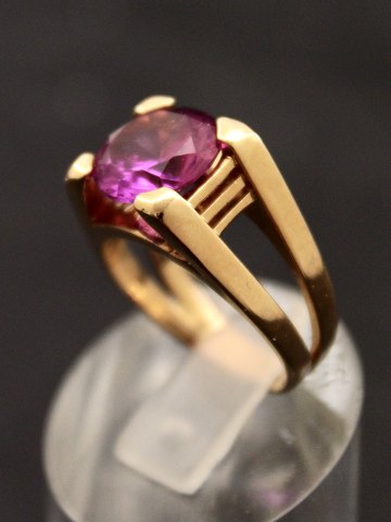 item no: 647593