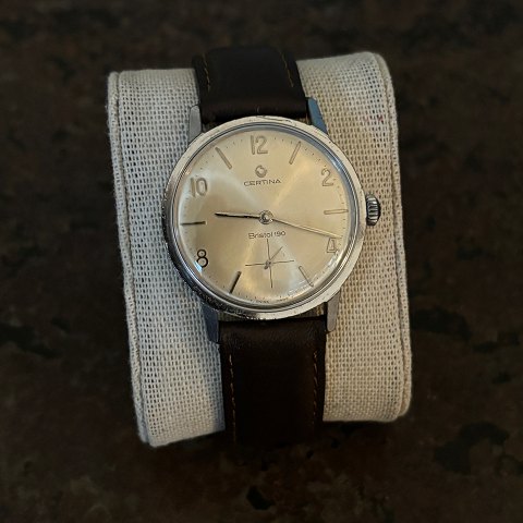 Armband - und Taschenuhren