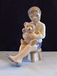 Royal Copenhagen Figur Dreng med Bamse No 5652