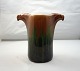 Vase, med 2 ørne hoveder no 274