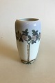 Royal Copenhagen Vase 903/1049 med Rose Motiv