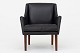 Tove & Edvard Kindt-Larsen / Snedkermester Gustav Bertelsen
Easy chair in patinated black leather w. legs of rosewood.
Original condition
1 pc. in stock
