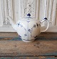 Royal Copenhagen  Blue Fluted Plain large Tea pot no. 260. 1½L