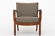 Tove & Edvard Kindt-Larsen / Gustav Bertelsen
Easy chair in original green wool with mahogany frame.
2 pcs. på lager
Good condition
