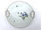 Bing & Grondahl
Antony / Blue anemone
Cake dish with handle
# 101
* 200kr