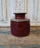 Högenäs vase with beautiful burgundy glaze 15 cm.