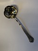 Strøske # Silver
Copenhagen porcelain
Length 17.8 cm.
SOLD