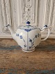 Royal Copenhagen Blue fluted half lace teapot no. 611