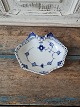 Royal Copenhagen Blue fluted full-lace mussel-shaped dish No. 1074