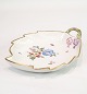 Leaf-shaped Dish - Kgl. Saxon Flower - Hand Painted - Decorated With Gold - 
Royal Copenhagen - Approx. Year 1923
Great condition
