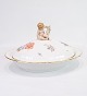 Large lid dish with putti sitting on the lid - Kgl. Saxon Flower - Hand painted 
- Royal Copenhagen - Approx. Year 1923
Great condition
