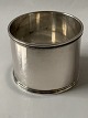 Napkin ring Silver.
Stamp: Three Towers.
Size 3.8 x ø 5.0 cm.
SOLD