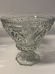 Crystal centerpiece on foot.
Height 22.5 cm.
Diameter 24 cm.