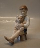 5652 Kgl. Dreng med bamse 11.5 cm Sterett Kelsey Kongelig Dansk Porcelæn