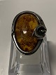 Vintage Ladies Ring in Sterling Silver with Amber.
Size. 56.