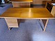 Skrivebord 
Kr. 2800,-