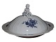 Blue Flower Curved 
Extra large and rare lidded bowl with figurine on top from 1790-1820