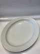 Oval Dish, Tradition Royal Copenhagen Size: 41x32 cm
No. 1275/534
