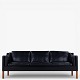 Børge Mogensen / Fredericia Furniture.BM 2213 - 3 pers. sofa i sort semi-anilinlæder. Mærket fra producent.1 stk. på lager