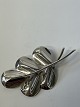Beautiful brooch in sterling silver. Stamped 925Measures 6 x 3.2 cm.