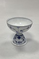 Royal Copenhagen Musselmalet Riflet Dobbelt Æggebæger No. 301