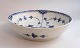 Royal Copenhagen. Musselmalet, halvblonde. Rund skål. Model 512. Diameter 20,5 cm. (1 sortering). Produceret før 1923.