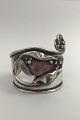 Jacob Hull Forsølvet Metal Armring med Sten