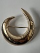 Hans Hansen; Broche af 14 kt. guld.Mål 4,8 cm x 4,1 cm.