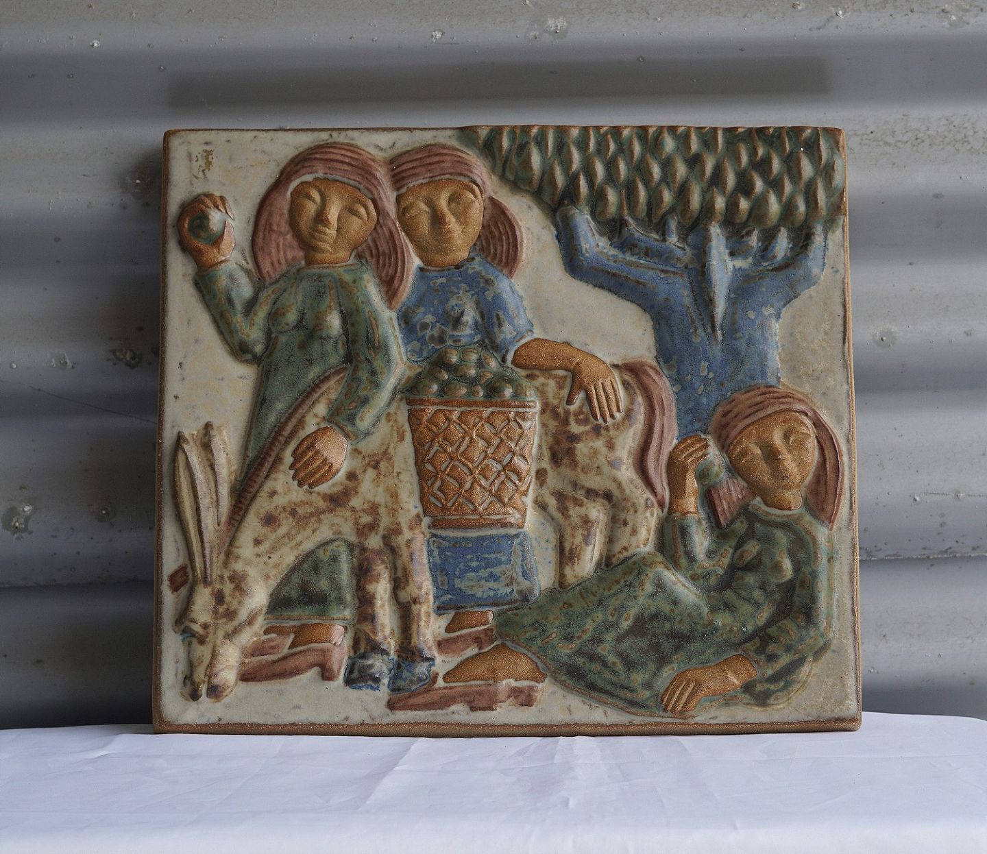 KAD ringen - Keramik relief Æbleplukkerne * * Michael Andersen