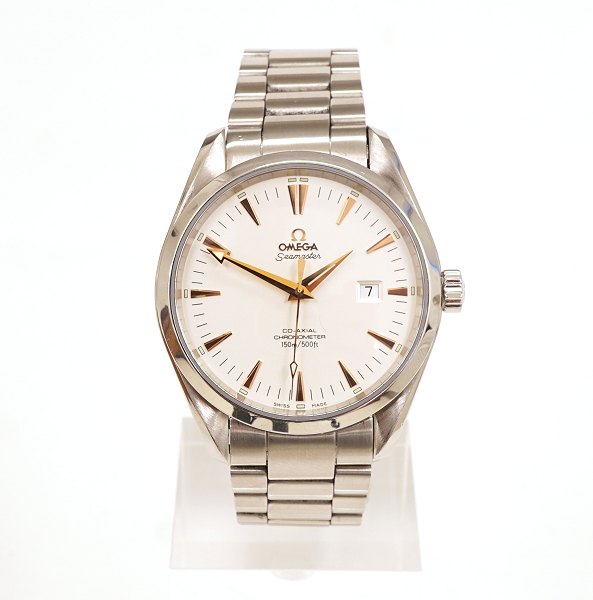 Omega Seamaster Aqua Terra Co-Axial Chronometer 150M
Jahr 2006
D: 42mm
Sehr guter Zustand