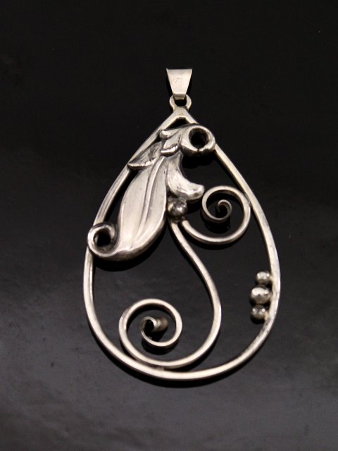 830 silver art deco pendant